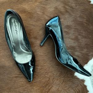 Black Comfort Plus pointy toe